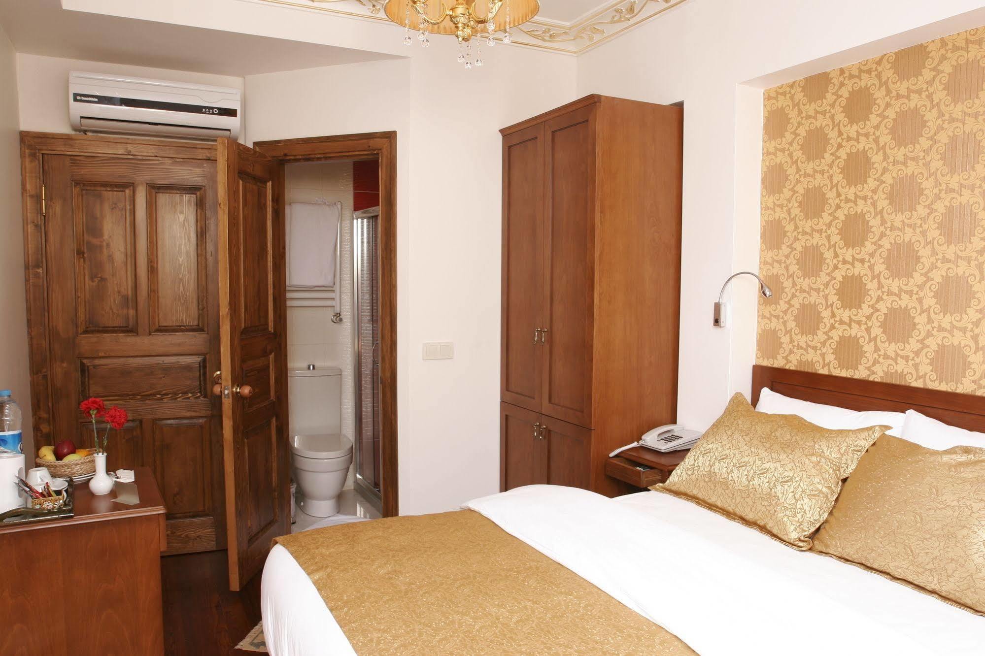 Hotel Vera Provincia di Provincia di Istanbul Esterno foto